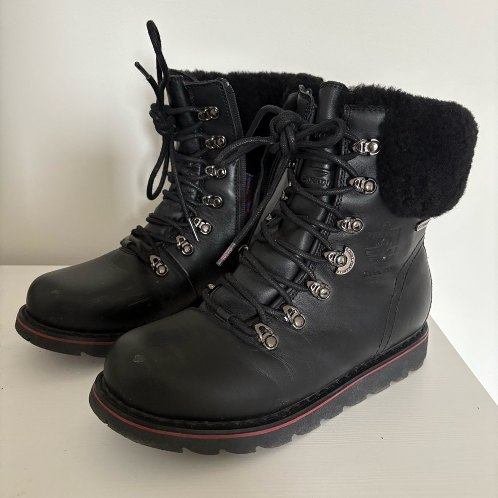 Royal canadian cambridge Women's Black Leather Boots Size 7